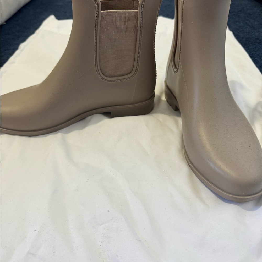 Target Women's Tan Winter & Rain Boots